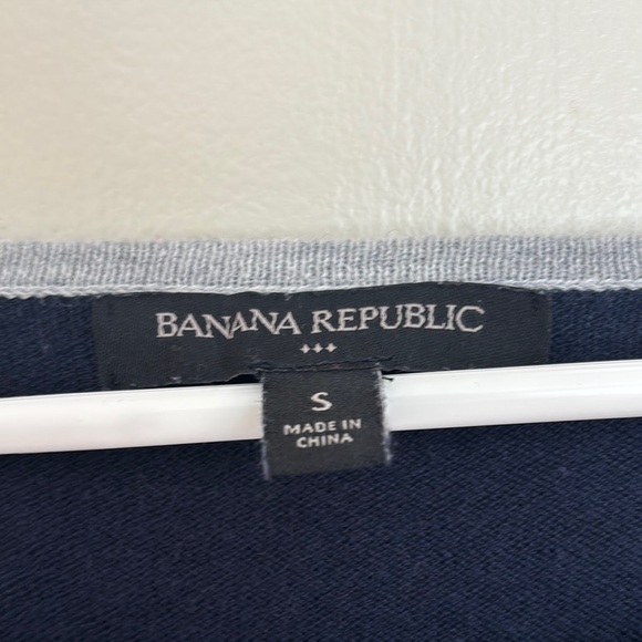 Banana Republic Ladies Navy and Silver Sweater - Picture 3 of 12